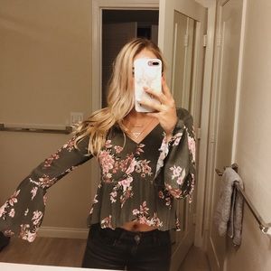 Ivy & Main bell sleeve top!